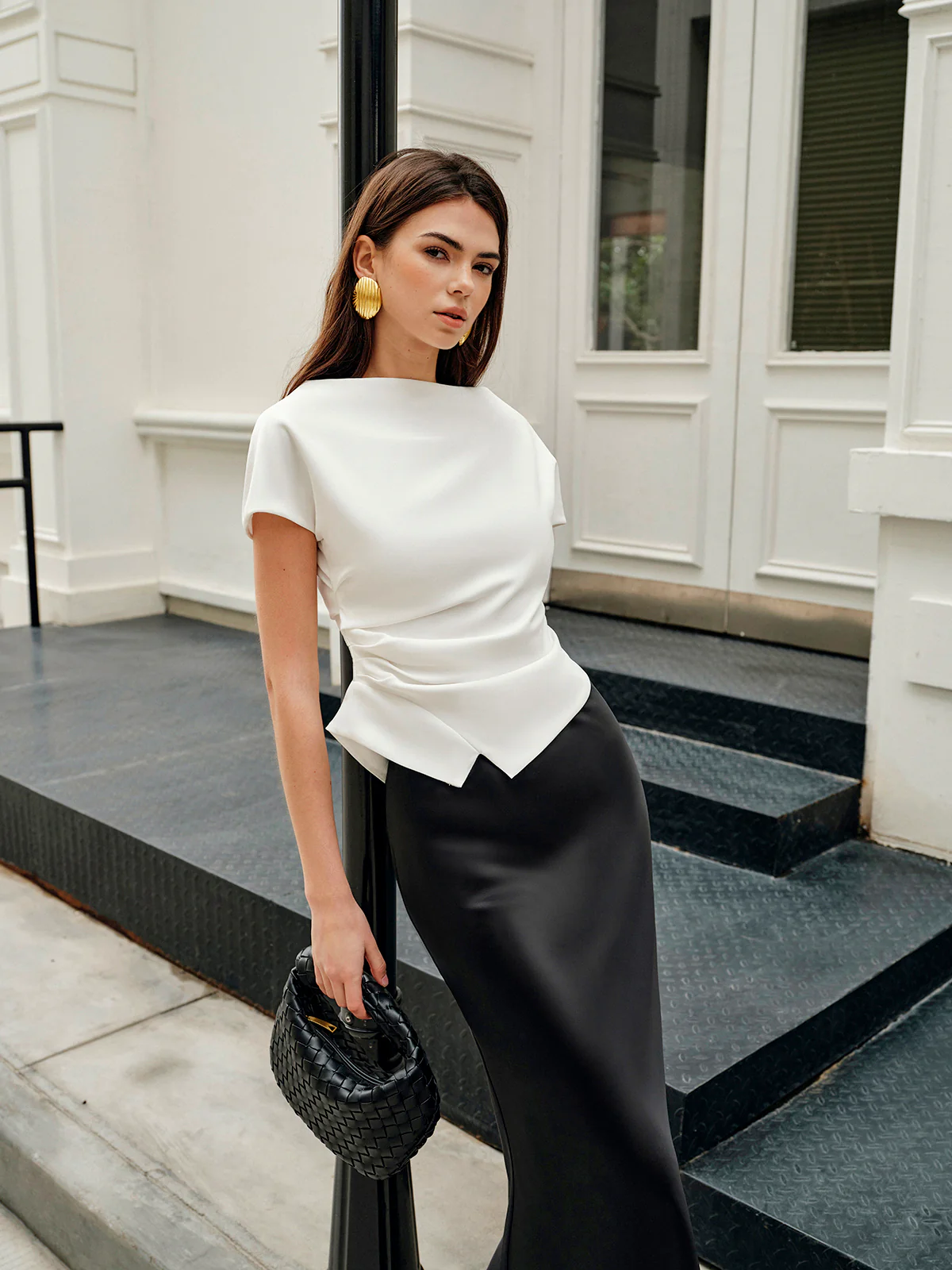 Asymmetric Hem Ruched T-Shirt